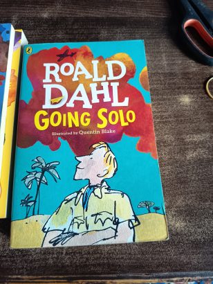Roald Dahl : Going Solo