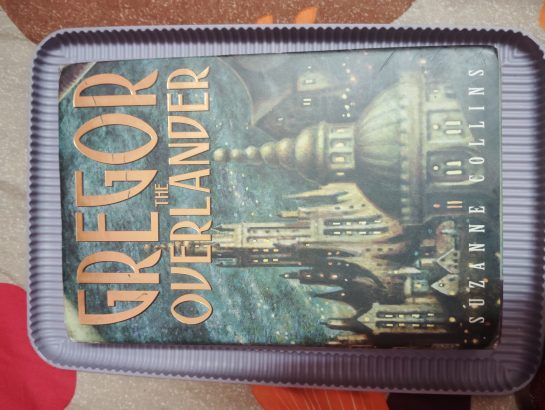 Gregor and the overlander