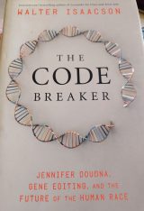 The Code Breaker – Walter Isaacson (Hrdc